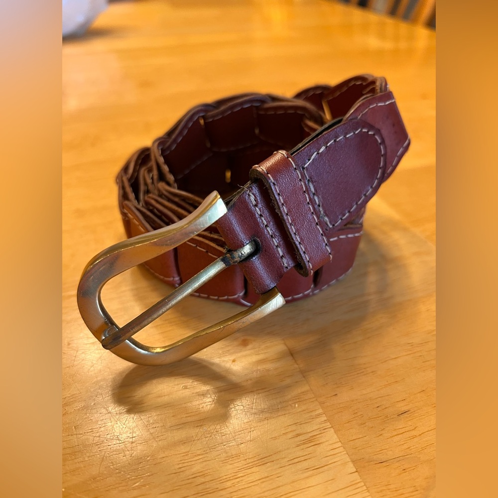Brown Wide Braided Leather Belt SM Unisex 
37.5 inch full length 1.25 inch wide